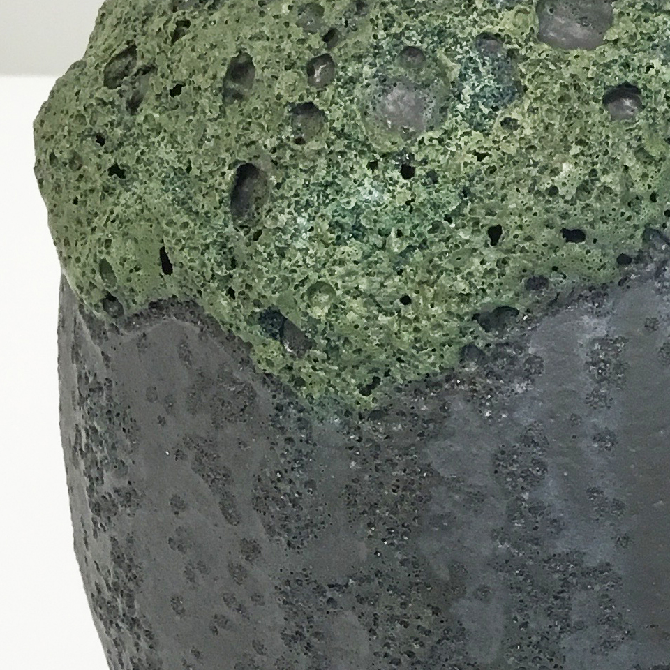 Ceramic by Zuzana Licko No. 683 - 3