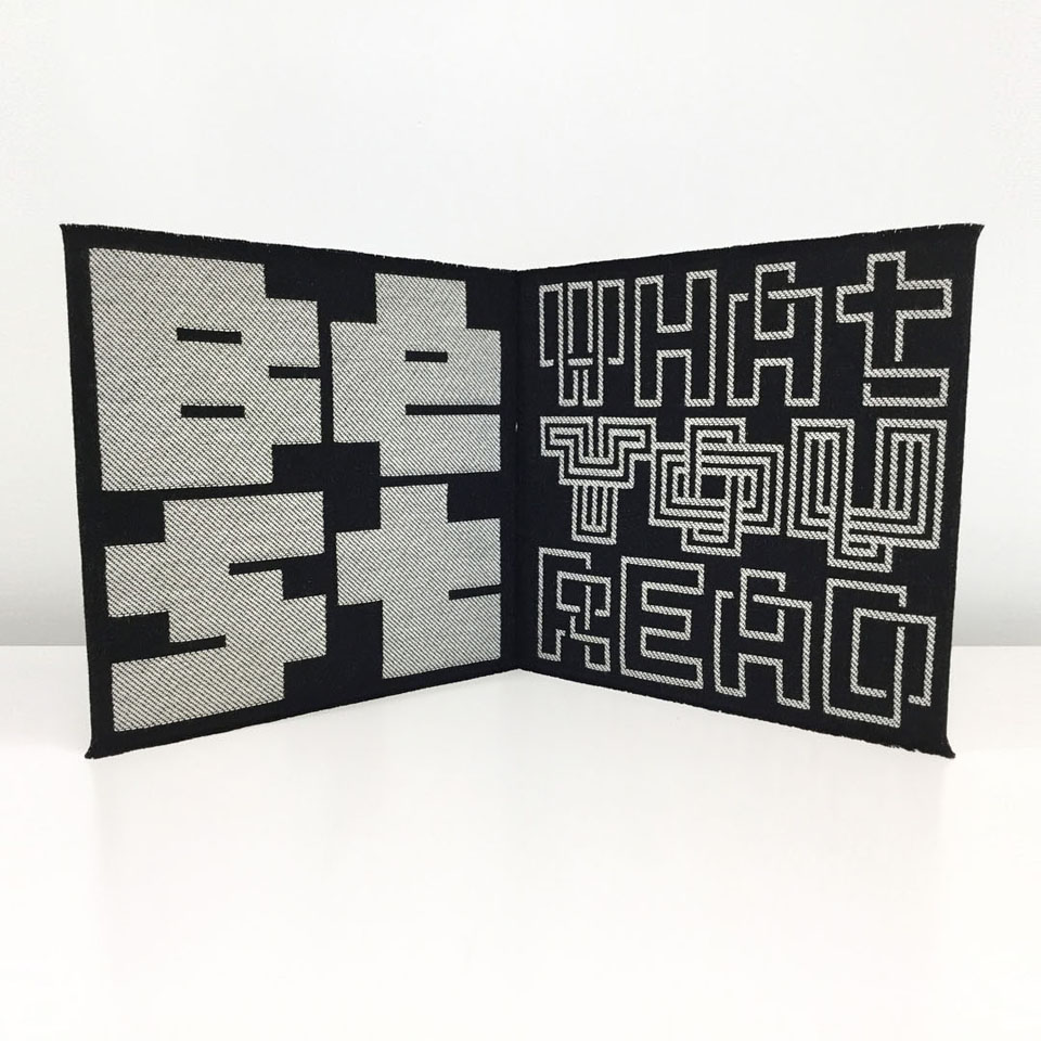 Ceramic by Zuzana Licko No. 935 - 1