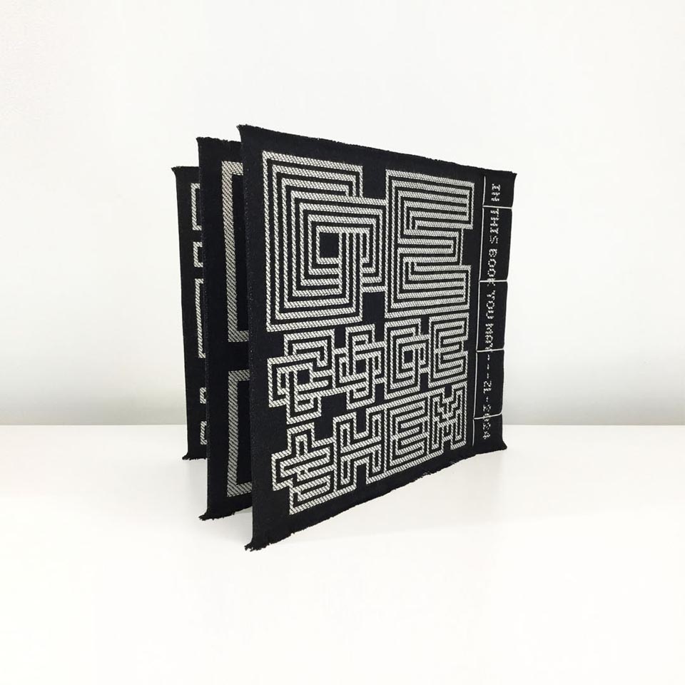 Ceramic by Zuzana Licko No. 936 - 3