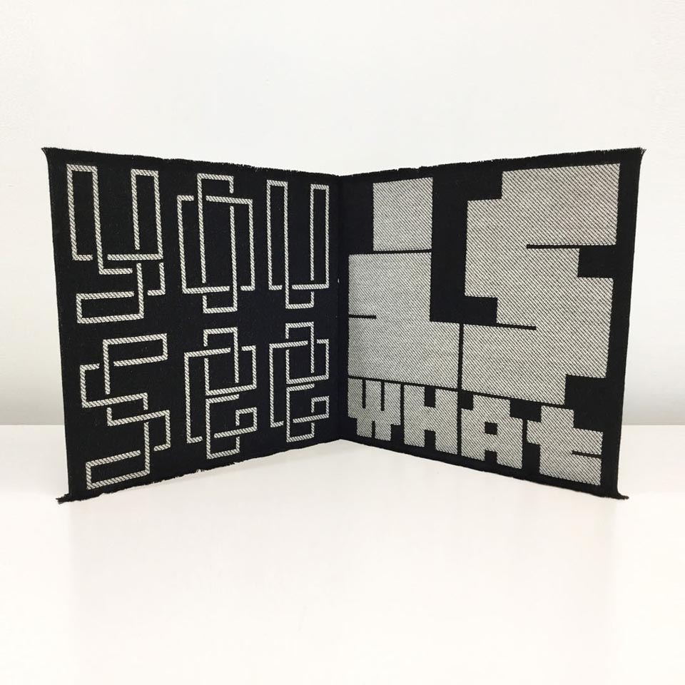 Ceramic by Zuzana Licko No. 937 - 1