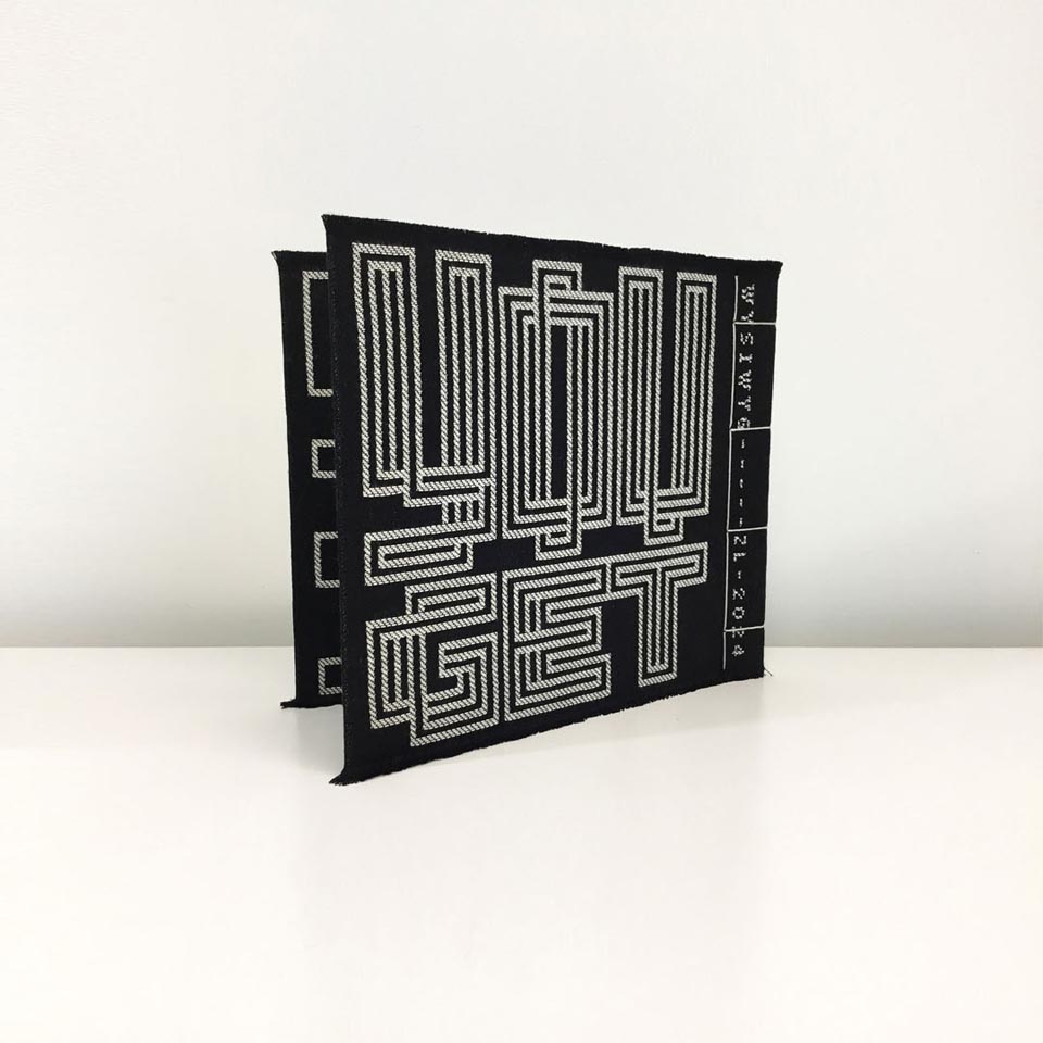 Ceramic by Zuzana Licko No. 937 - 2